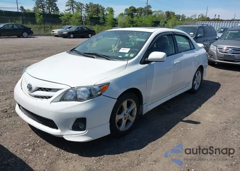 2012 Toyota Corolla S из США, поврежденный, VIN 2T1BU4EE6CC815287